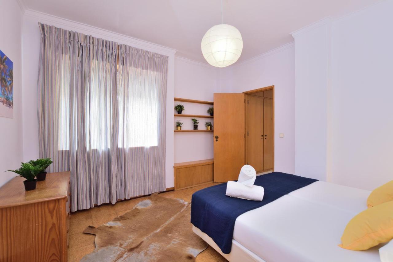 Palmeiras Beach Apartment Costa da Caparica Bagian luar foto